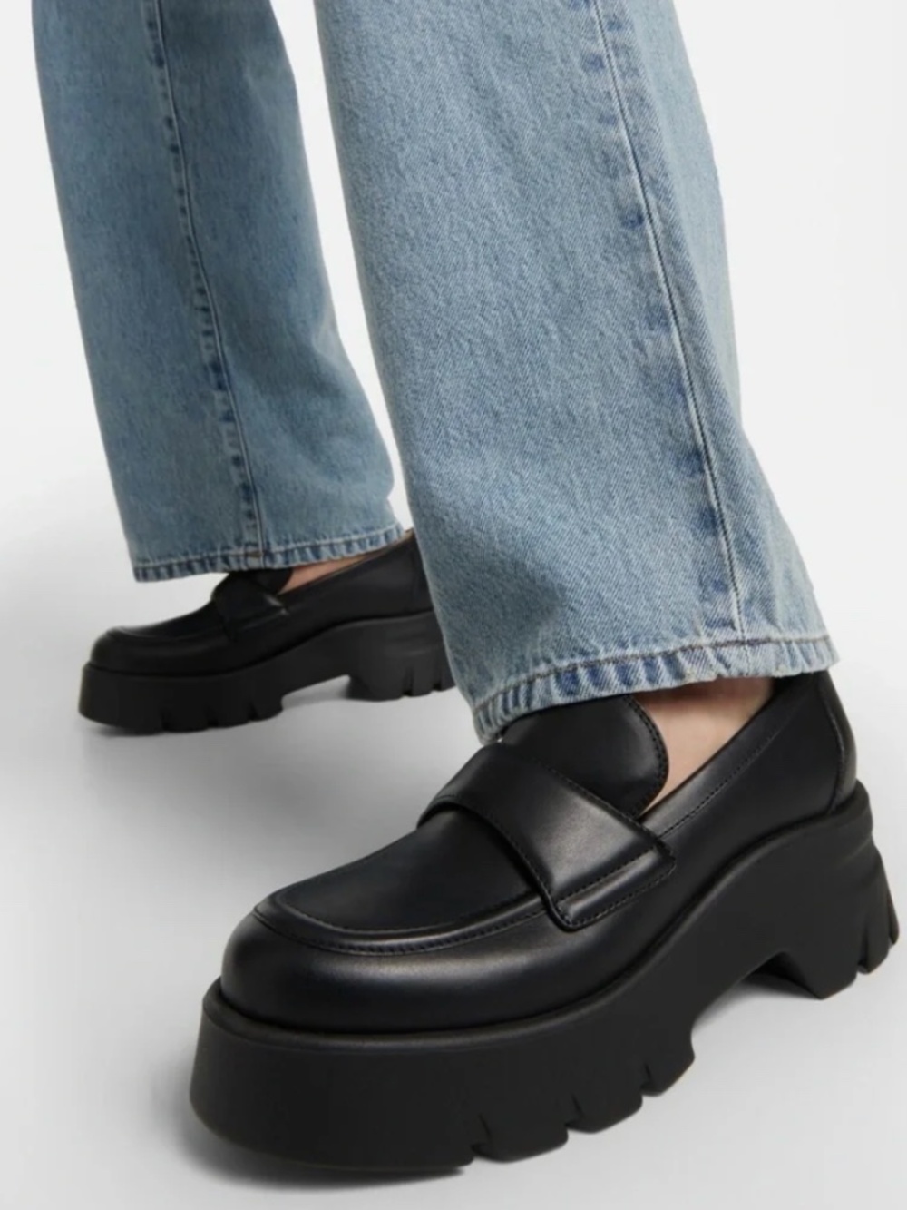 Gionvitto Rossi | Farren Leather Platform Lenny Loafers | 1,245 NEW